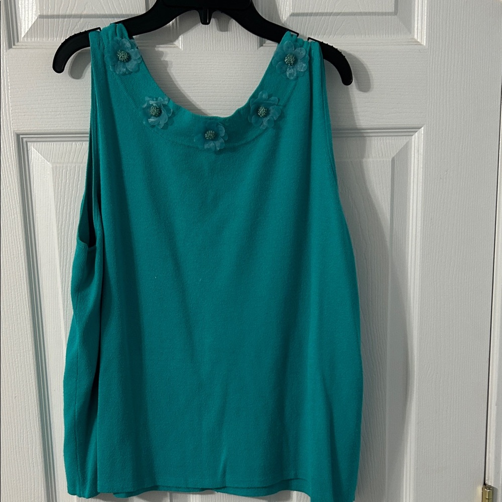 Teal Sleeveless Top with Floral Accents size 24